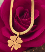 Necklace Clover